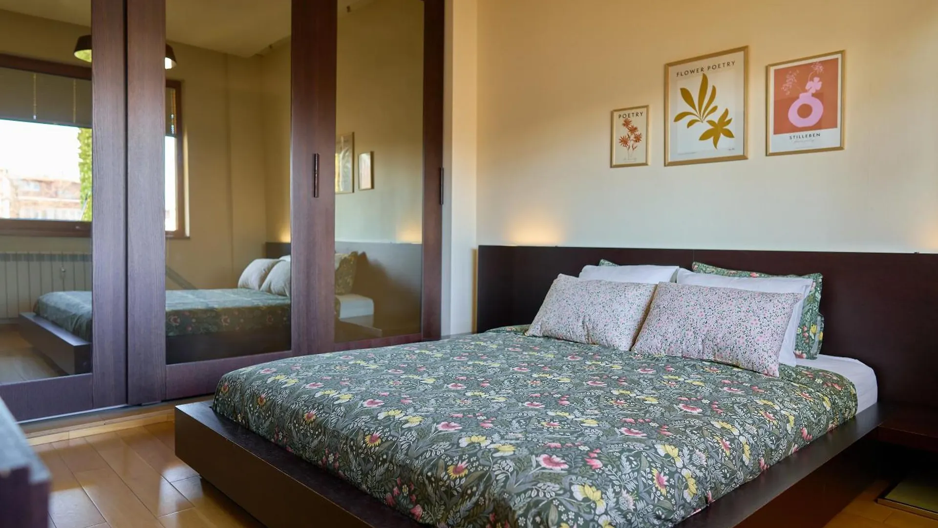 Splendid Central 2Bdrm Suite Sofia Bulgaria